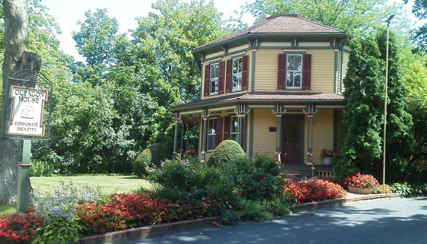 octagon house with New Roof